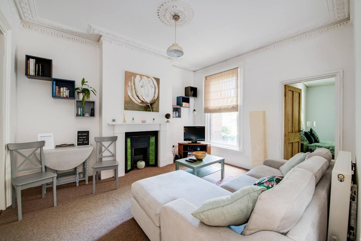 Family Friendly Flat Just Minutes From The Beach! Portsmouth Zewnętrze zdjęcie